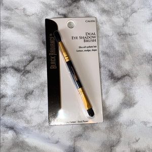Black Radiance Dual Eyeshadow Brush